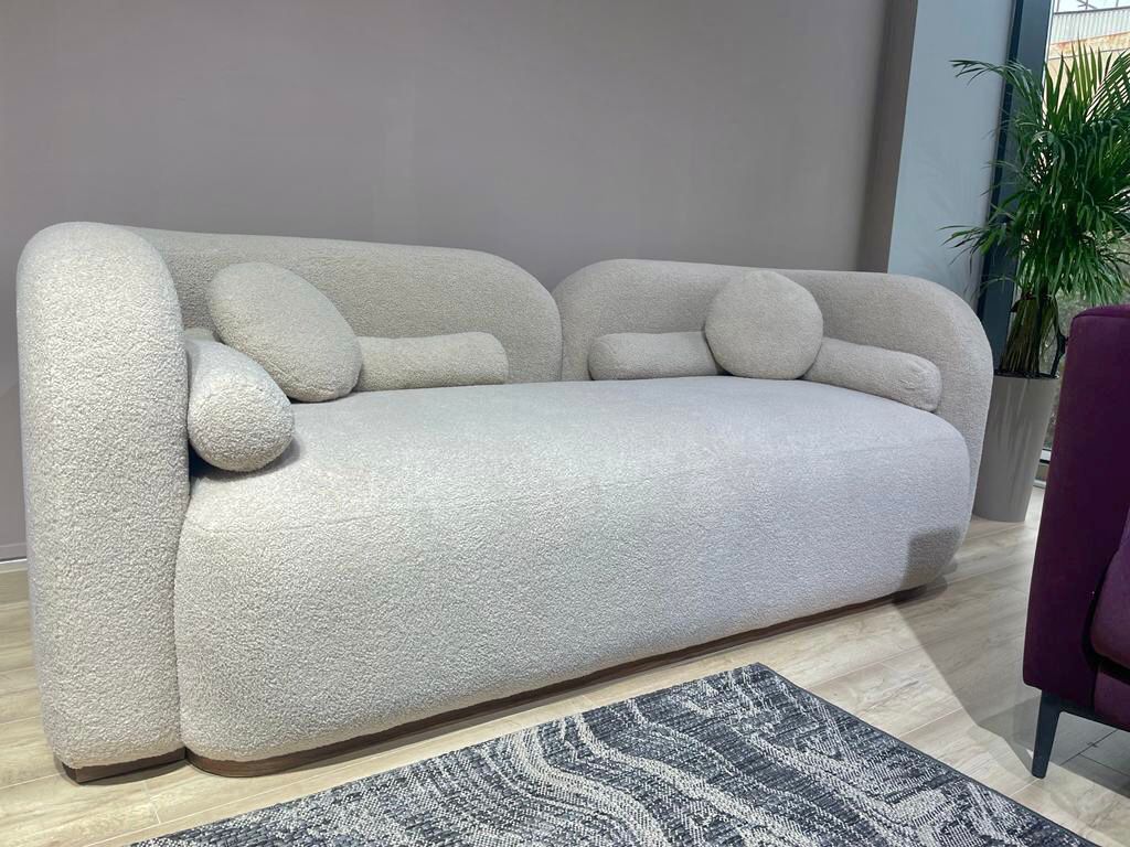 Искусственный мех в обивке мягкой мебели