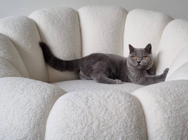 Обивка кресла искусственным мехом